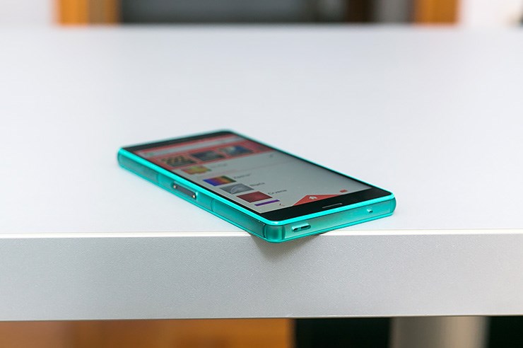 Sony Xperia Z3 Compact (18).jpg